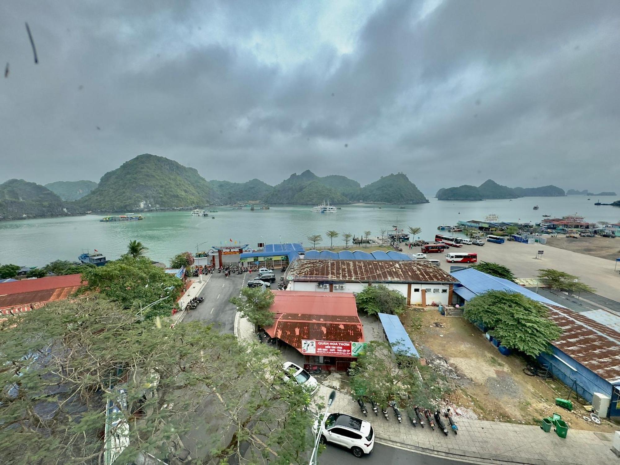 Cat Ba Plaza Hotel Dong Khe Sau Eksteriør billede