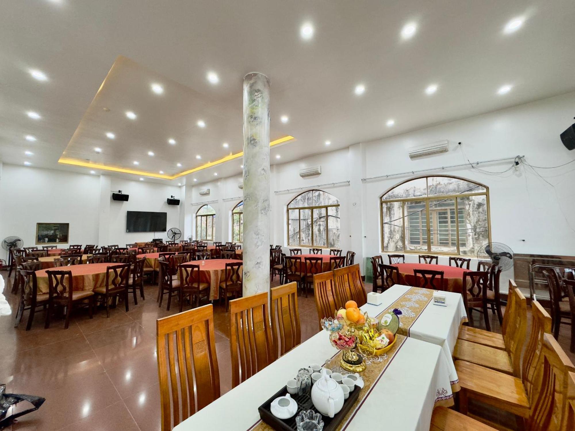 Cat Ba Plaza Hotel Dong Khe Sau Eksteriør billede